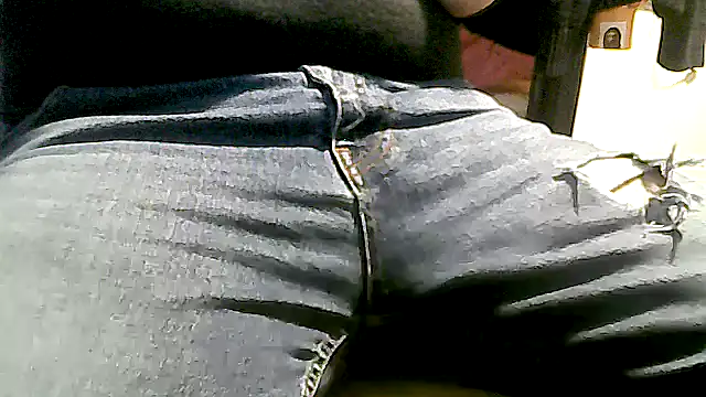 Snapshot of jackhalooween chatting on February 28, 2026, 6:20 pm jackhalooween online show from February 28, 2026, 6:20 pm