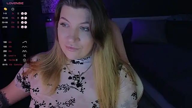 Snapshot of Fairy__Sofia chatting on January 15, 2025, 8:20 am Fairy Sofia online show from January 15, 2025, 8:20 am