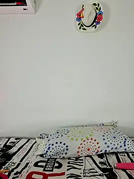 YOURSDEBORA online show from January 9, 2026, 5:48 pm