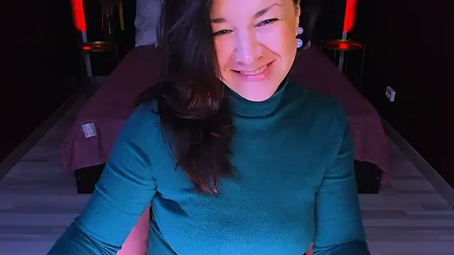 Snapshot of AnaMills chatting on February 26, 2026, 10:14 am AnaMills online show from February 26, 2026, 10:14 am