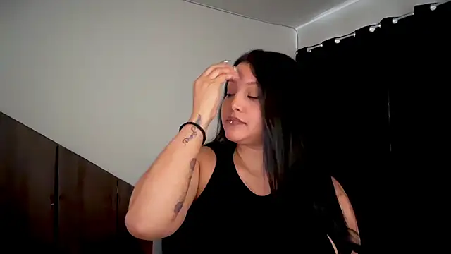 Snapshot of MarcellaGriffin chatting on October 27, 2025, 6:56 pm MarcellaGriffin online show from October 27, 2025, 6:56 pm