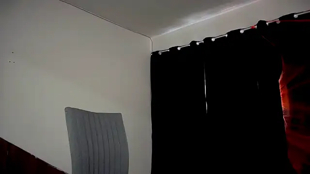 Snapshot of MarcellaGriffin chatting on November 7, 2025, 7:03 pm MarcellaGriffin online show from November 7, 2025, 7:03 pm