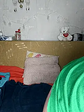 Snapshot of Katti_Kissa chatting on December 1, 2025, 4:12 pm Katti Kissa online show from December 1, 2025, 4:12 pm