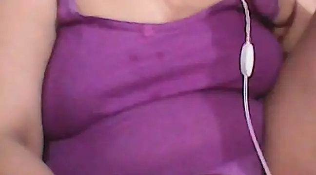 Snapshot of giga-bite chatting on December 13, 2024, 4:38 pm giga-bite online show from December 13, 2024, 4:38 pm