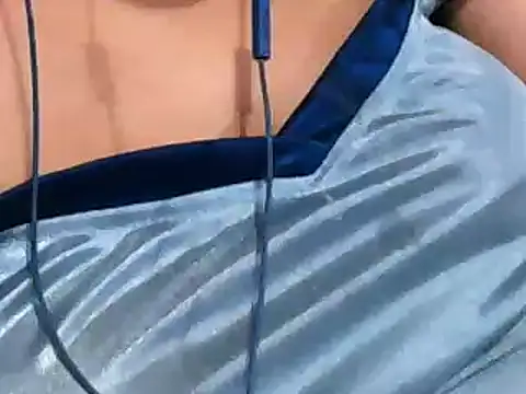 Snapshot of giga-bite chatting on January 25, 2025, 5:19 pm giga-bite online show from January 25, 2025, 5:19 pm