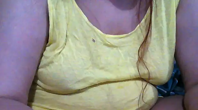 Snapshot of giga-bite chatting on February 3, 2025, 7:10 pm giga-bite online show from February 3, 2025, 7:10 pm