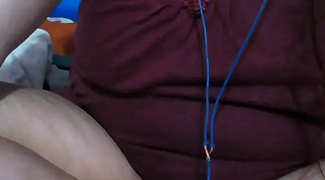 Snapshot of giga-bite chatting on February 10, 2025, 6:03 pm giga-bite online show from February 10, 2025, 6:03 pm