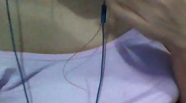 Snapshot of giga-bite chatting on March 4, 2025, 4:20 pm giga-bite online show from March 4, 2025, 4:20 pm