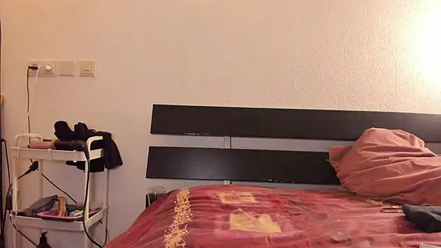 Snapshot of fantasydollx chatting on December 14, 2024, 4:52 pm fantasydollx online show from December 14, 2024, 4:52 pm