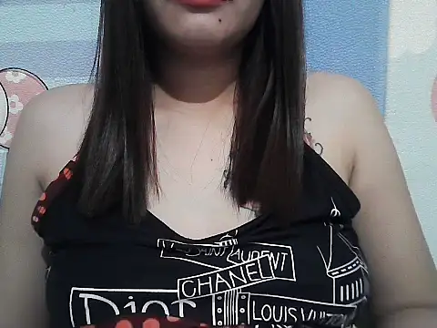 leamorena online show from March 11, 2025, 3:23 pm