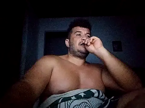 Snapshot of tarra122 chatting on February 3, 2026, 6:22 am tarra122 online show from February 3, 2026, 6:22 am