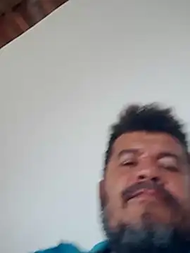 Snapshot of tarra122 chatting on July 11, 2026, 5:26 pm tarra122 online show from July 11, 2026, 5:26 pm