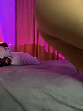  sweet baby  online show from April 8, 2026, 12:10 am