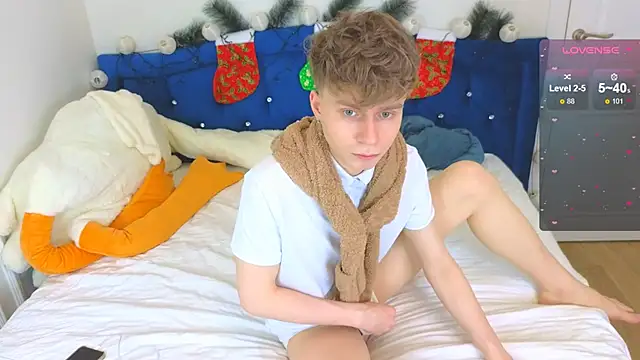 LandelRay online show from December 18, 2025, 12:55 pm