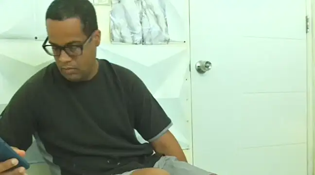 Snapshot of thesugar32 chatting on January 28, 2025, 1:38 pm thesugar32 online show from January 28, 2025, 1:38 pm