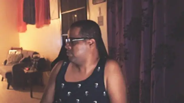 Snapshot of thesugar32 chatting on October 18, 2025, 1:52 am thesugar32 online show from October 18, 2025, 1:52 am