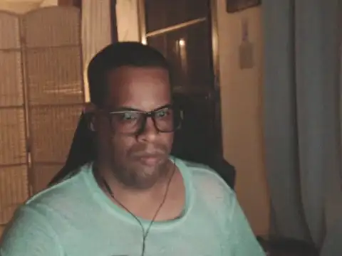 thesugar32 online show from April 21, 2026, 2:51 am