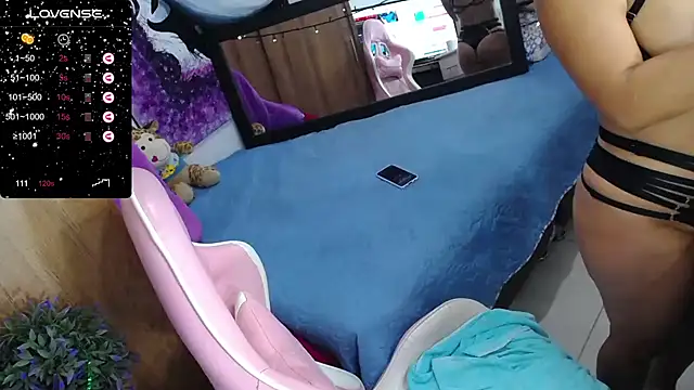 MarilynJones online show from December 11, 2024, 3:35 am