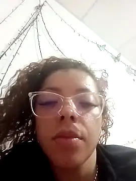 MarilynJones online show from March 23, 2026, 3:43 am