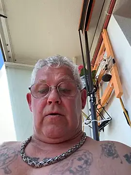 Snapshot of smaili1513 chatting on May 25, 2026, 12:55 pm smaili1513 online show from May 25, 2026, 12:55 pm