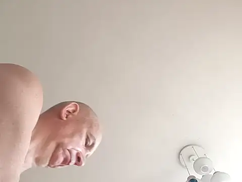 Snapshot of bigcock_marusz chatting on February 20, 2026, 1:55 pm bigcock marusz online show from February 20, 2026, 1:55 pm