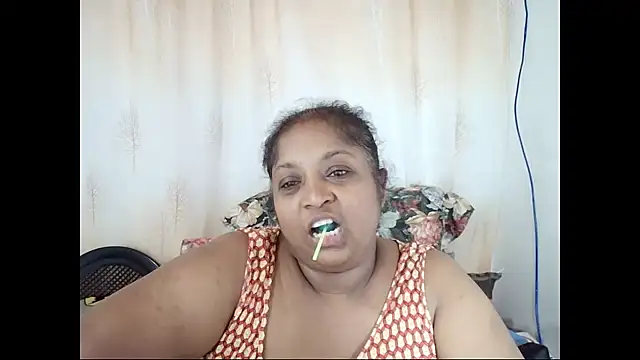 Snapshot of Indiantasha chatting on January 31, 2025, 1:33 am Indiantasha online show from January 31, 2025, 1:33 am