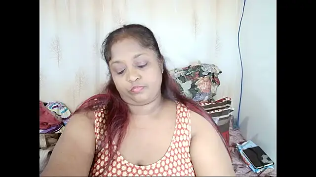 Snapshot of Indiantasha chatting on February 3, 2025, 8:35 pm Indiantasha online show from February 3, 2025, 8:35 pm