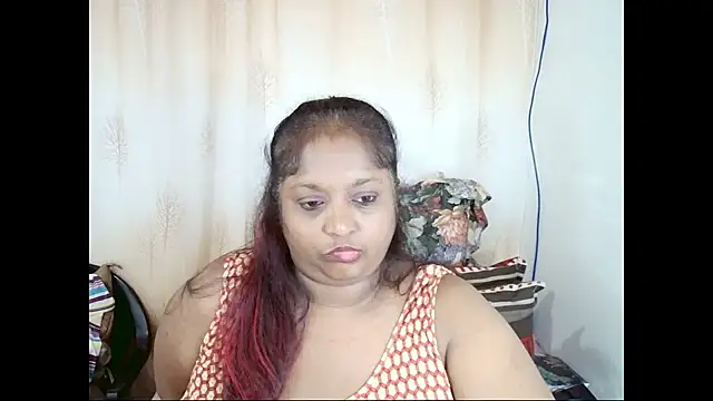 Snapshot of Indiantasha chatting on February 3, 2025, 11:36 pm Indiantasha online show from February 3, 2025, 11:36 pm