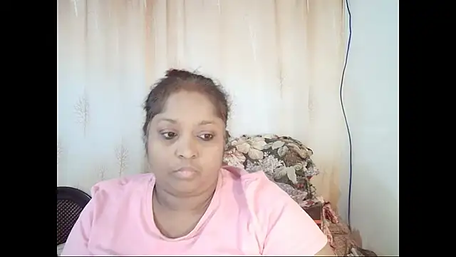 Snapshot of Indiantasha chatting on February 5, 2025, 4:25 pm Indiantasha online show from February 5, 2025, 4:25 pm