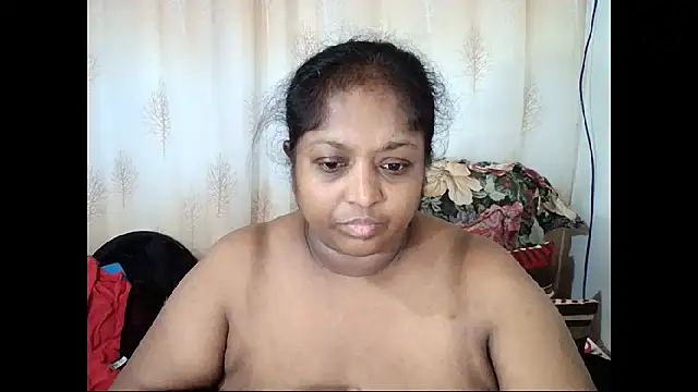 Snapshot of Indiantasha chatting on February 10, 2025, 5:30 pm Indiantasha online show from February 10, 2025, 5:30 pm