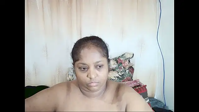 Snapshot of Indiantasha chatting on February 15, 2025, 12:22 pm Indiantasha online show from February 15, 2025, 12:22 pm