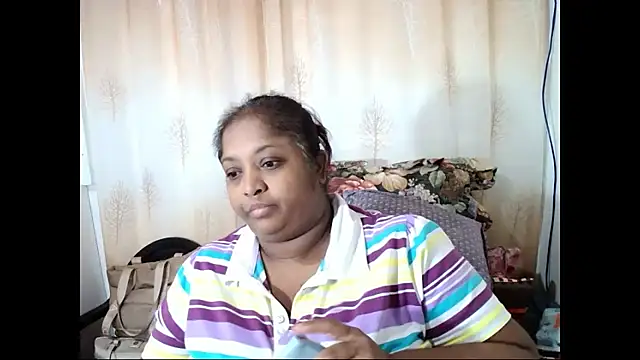 Snapshot of Indiantasha chatting on March 6, 2025, 4:17 pm Indiantasha online show from March 6, 2025, 4:17 pm
