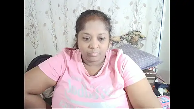 Snapshot of Indiantasha chatting on September 12, 2025, 4:29 pm Indiantasha online show from September 12, 2025, 4:29 pm
