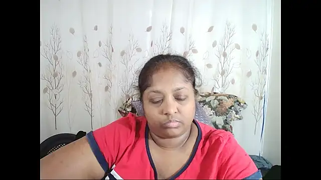Snapshot of Indiantasha chatting on September 13, 2025, 4:29 pm Indiantasha online show from September 13, 2025, 4:29 pm