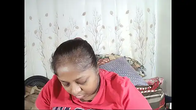 Snapshot of Indiantasha chatting on September 19, 2025, 4:51 pm Indiantasha online show from September 19, 2025, 4:51 pm