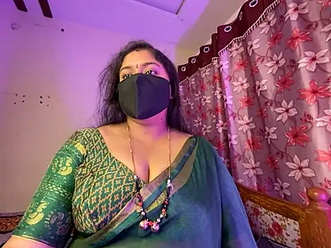 Love 4Sex online show from February 9, 2026, 5:33 am