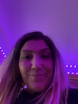Snapshot of LittleMissEeve chatting on February 27, 2025, 3:47 am LittleMissEeve online show from February 27, 2025, 3:47 am