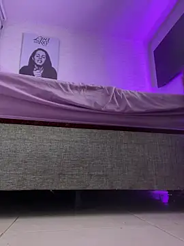 Niky Love online show from March 15, 2025, 7:53 am