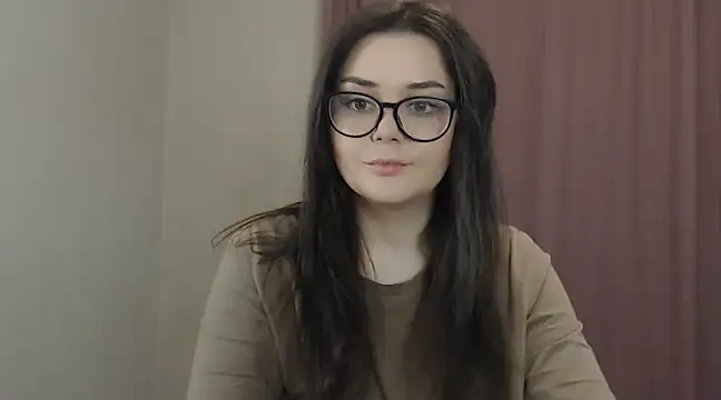 ohhhMie online show from March 22, 2025, 4:47 pm