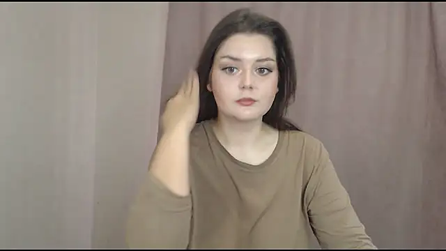 ohhhMie online show from October 5, 2025, 7:28 am