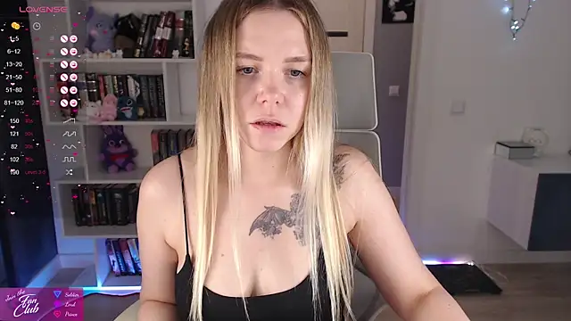 Emma Bryan online show from November 4, 2025, 9:25 pm