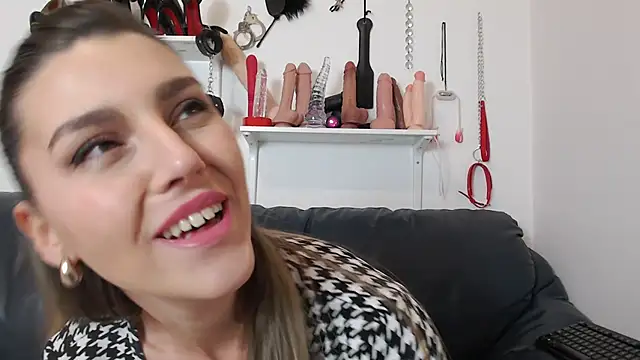 Snapshot of nicole_98 chatting on February 10, 2025, 4:58 pm nicole 98 online show from February 10, 2025, 4:58 pm