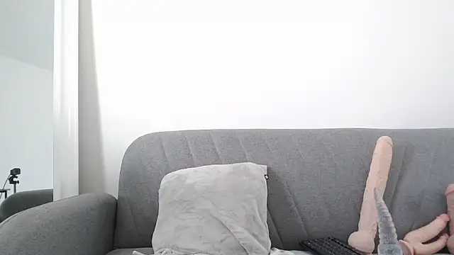 Snapshot of nicole_98 chatting on October 8, 2025, 8:23 am nicole 98 online show from October 8, 2025, 8:23 am