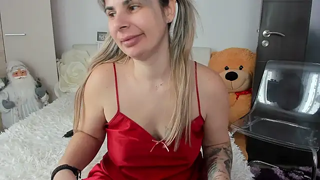 Snapshot of sweetemy4u chatting on January 17, 2026, 9:14 am sweetemy4u online show from January 17, 2026, 9:14 am