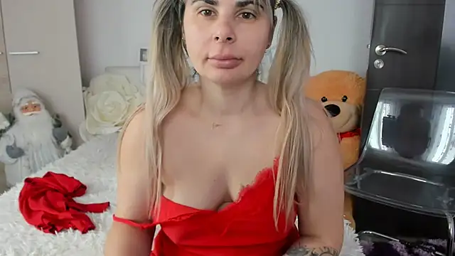 Snapshot of sweetemy4u chatting on January 19, 2026, 9:13 am sweetemy4u online show from January 19, 2026, 9:13 am