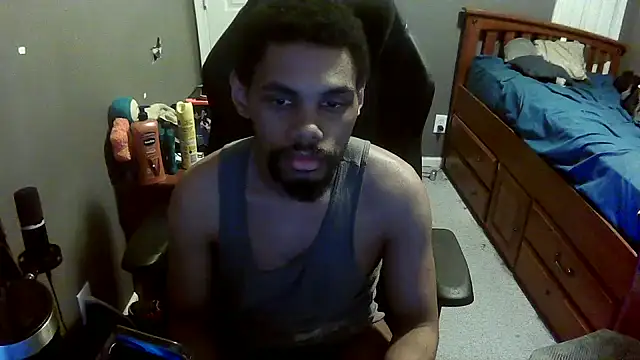 Neovergil0 online show from November 3, 2025, 2:46 am