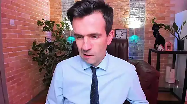 Snapshot of SteveTiger chatting on January 31, 2025, 3:55 pm SteveTiger online show from January 31, 2025, 3:55 pm