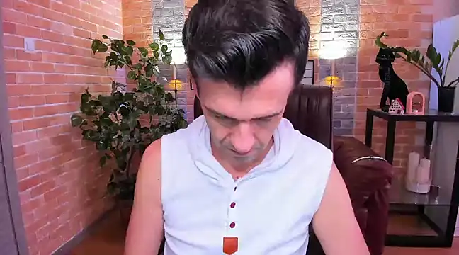 Snapshot of SteveTiger chatting on February 1, 2025, 10:59 am SteveTiger online show from February 1, 2025, 10:59 am