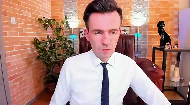 Snapshot of SteveTiger chatting on February 19, 2025, 2:12 pm SteveTiger online show from February 19, 2025, 2:12 pm