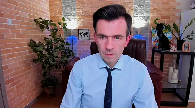 Snapshot of SteveTiger chatting on March 7, 2025, 1:18 pm SteveTiger online show from March 7, 2025, 1:18 pm